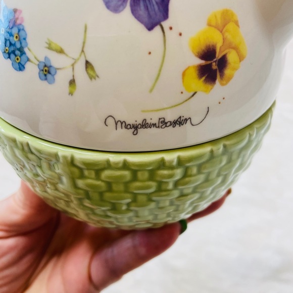 Marjolein Bastin Teacup and Teapot Set - Picture 7 of 8